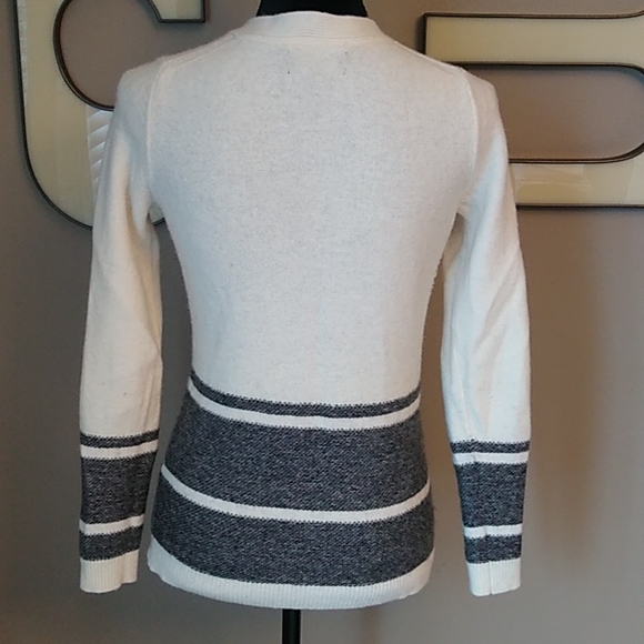 Banana Republic Filpucci Yarn Sweater - Picture 3 of 7